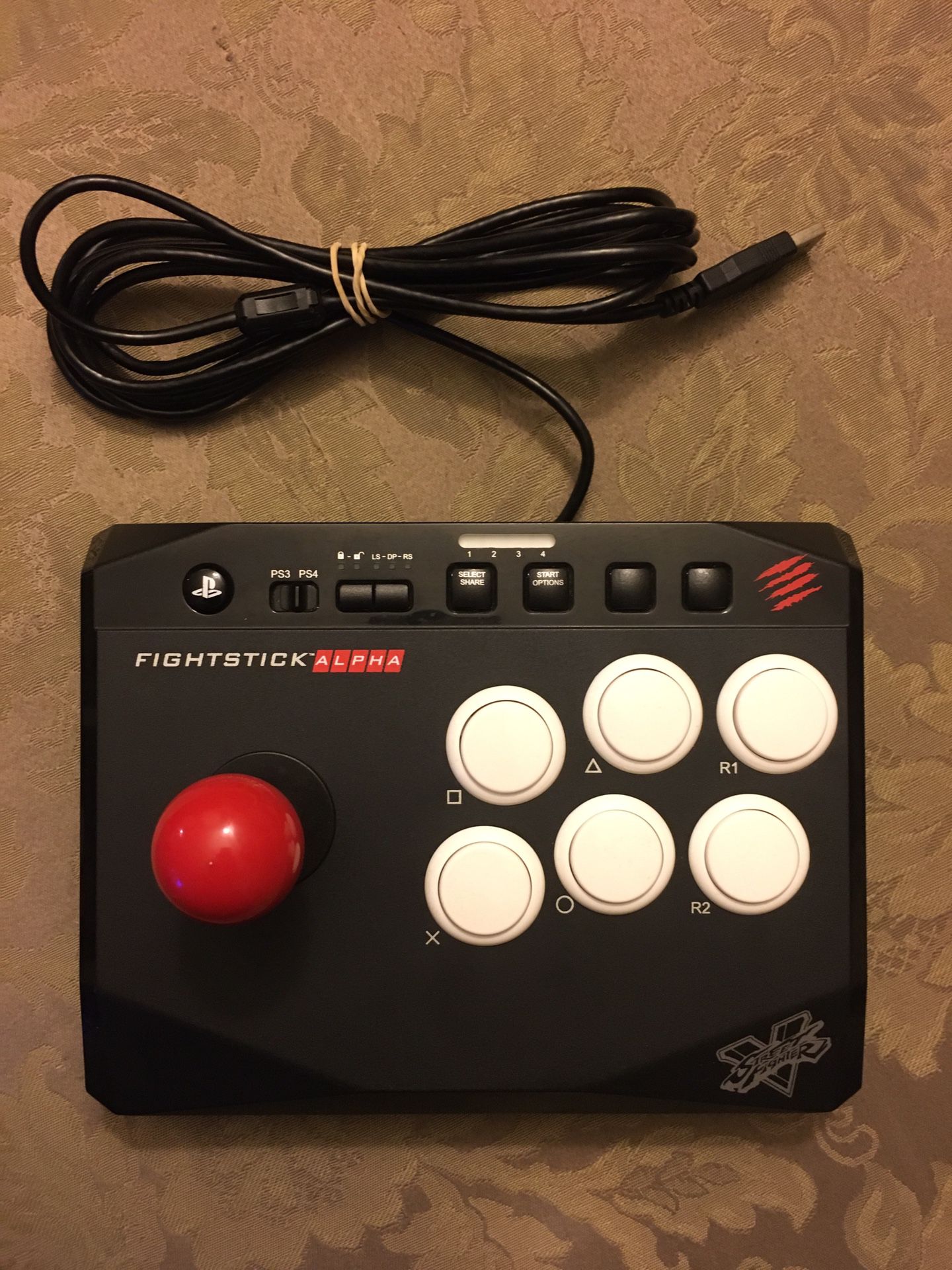 MadCatz Street Fighter v alpha fightstick PS4/PS3 all sanwa w/ silencers custom