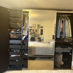 Wall Unit 
