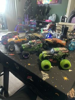1:64 Scale Monster Trucks