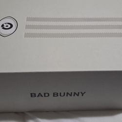 10.5 BAD BUNNY