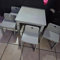 Kids table