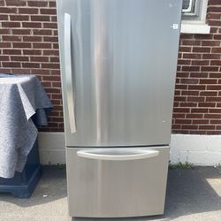 LG Fridge 