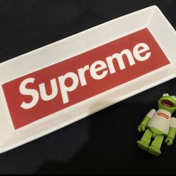 Supreme Tray