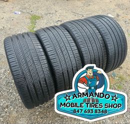 255 45 r19 Set de llantas en buenas condiciones Pirelli Scorpion.
