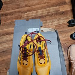 Men's Basketball Shoes