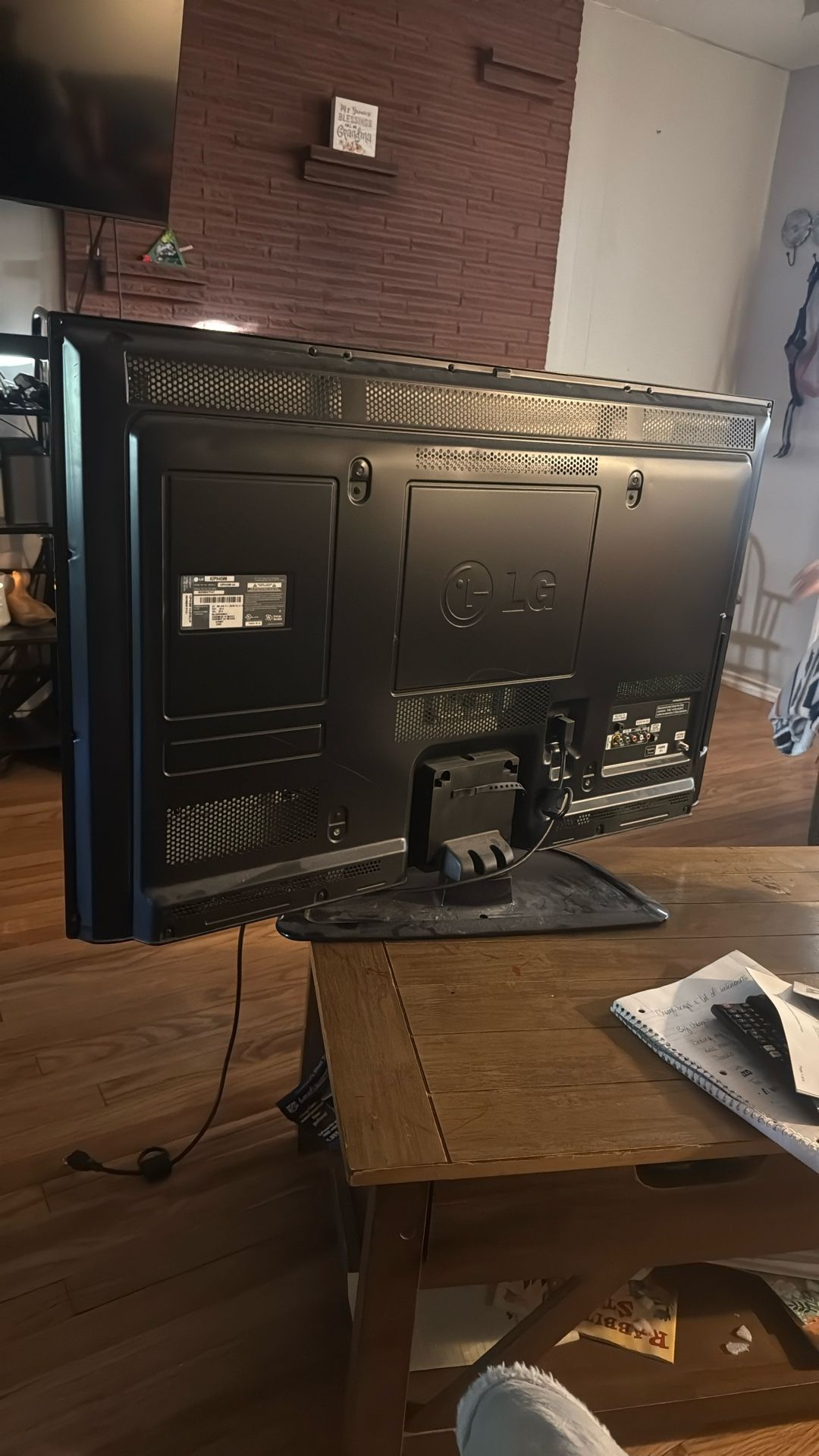 LG 45” inch TV