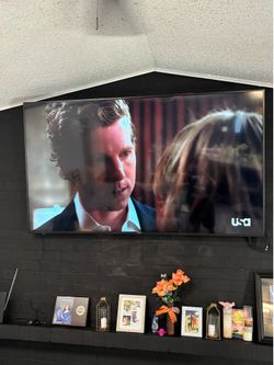 75 inch Hisense TV