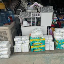 Diapers All Sizes   /  Wipes  (Pampers)