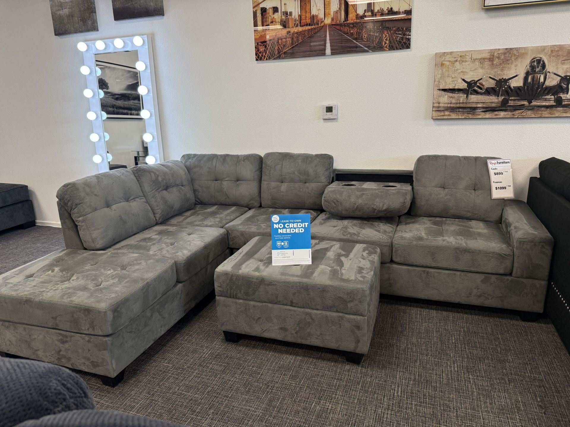 ποΈ Light Gray Sectional w/ Storage Ottoman β $899!
