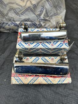 Nissan 720 Parts 