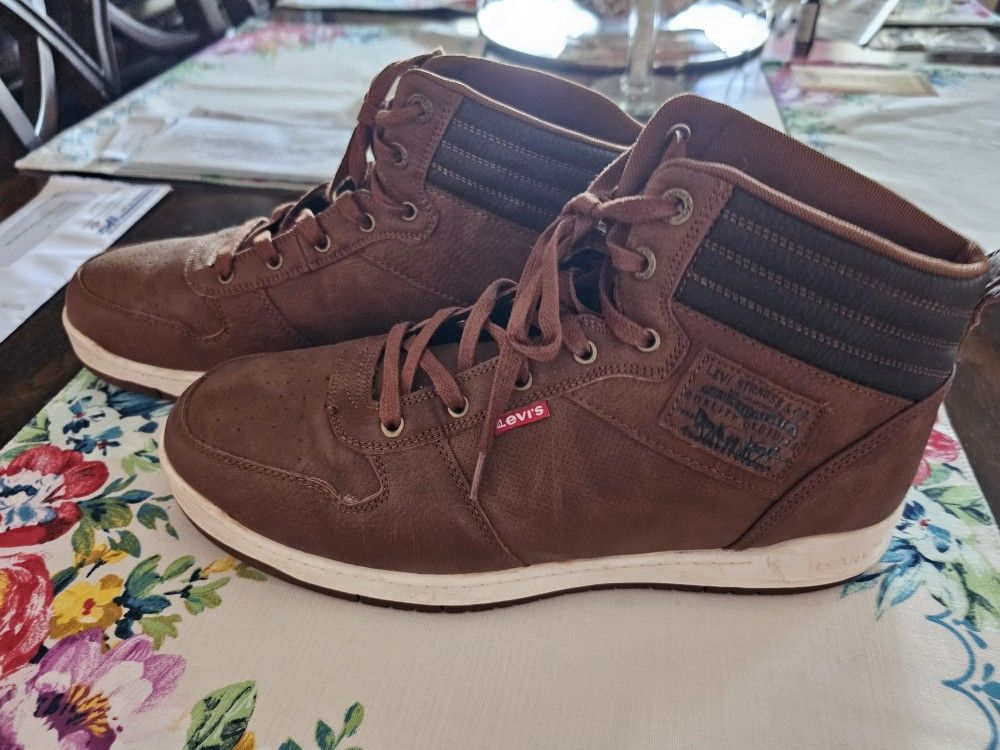 Levi's Men's Snicker Boots Size Thrifteen