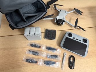 DJI Mini 3 Fly More Combo (DJI RC Screen) + Freewell ND Filters - As-Is / Parts
