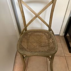 Chair with broken seat 