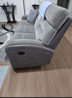 Recliner sofa