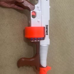 Fortnite Nerf Gun - Bullets Included