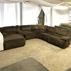 Sectional Couch 