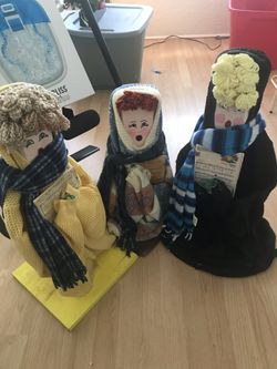 3 homemade Christmas Carolers