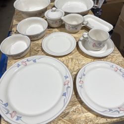 Lenox Chinastone Dinnerware Set