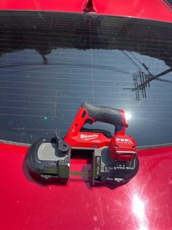 Milwaukee m12 band saw fuel tool only no bateria $170 firme precio