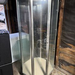 Hexagonal Cristal Display Case