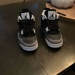 Jordan 4 Fear 