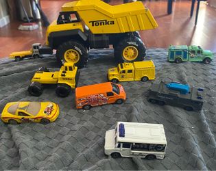 Tonka trucks    Read description