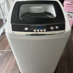 Black + Decker Portable Washer