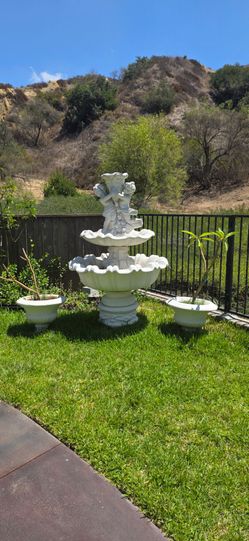 Free Working Fountain