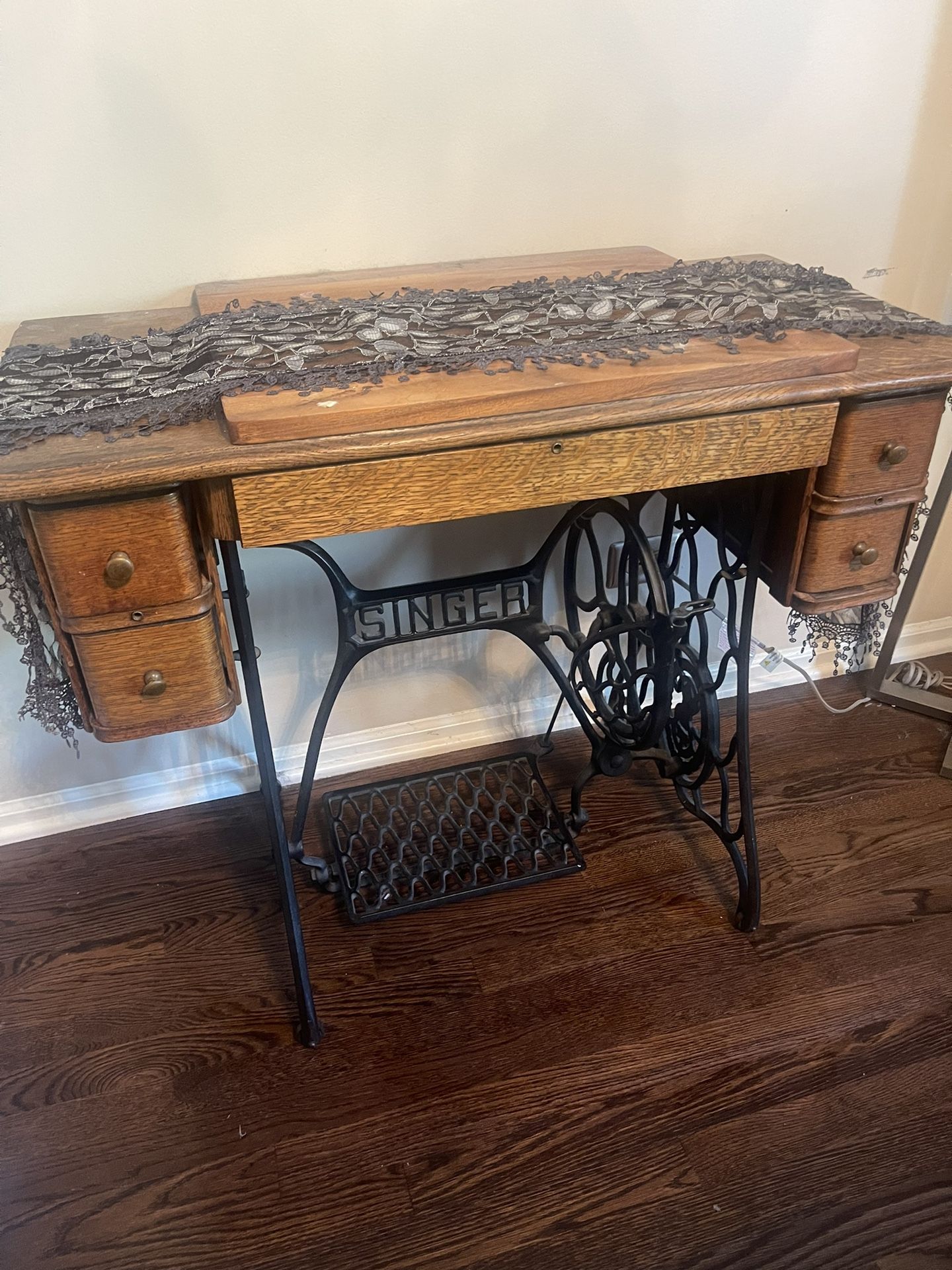Antique Singer Sewing Table On Treadle Base