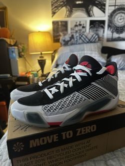 Jordan 38 Low Size 10 Excellent Condition