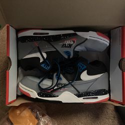 Nike Shoe 10