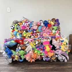 Stuffed Animal Covered Loveseat Carton Chair 