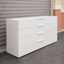 WHITE MODERN 4-DRAWER DRESSER – CLEAN & MINIMALIST