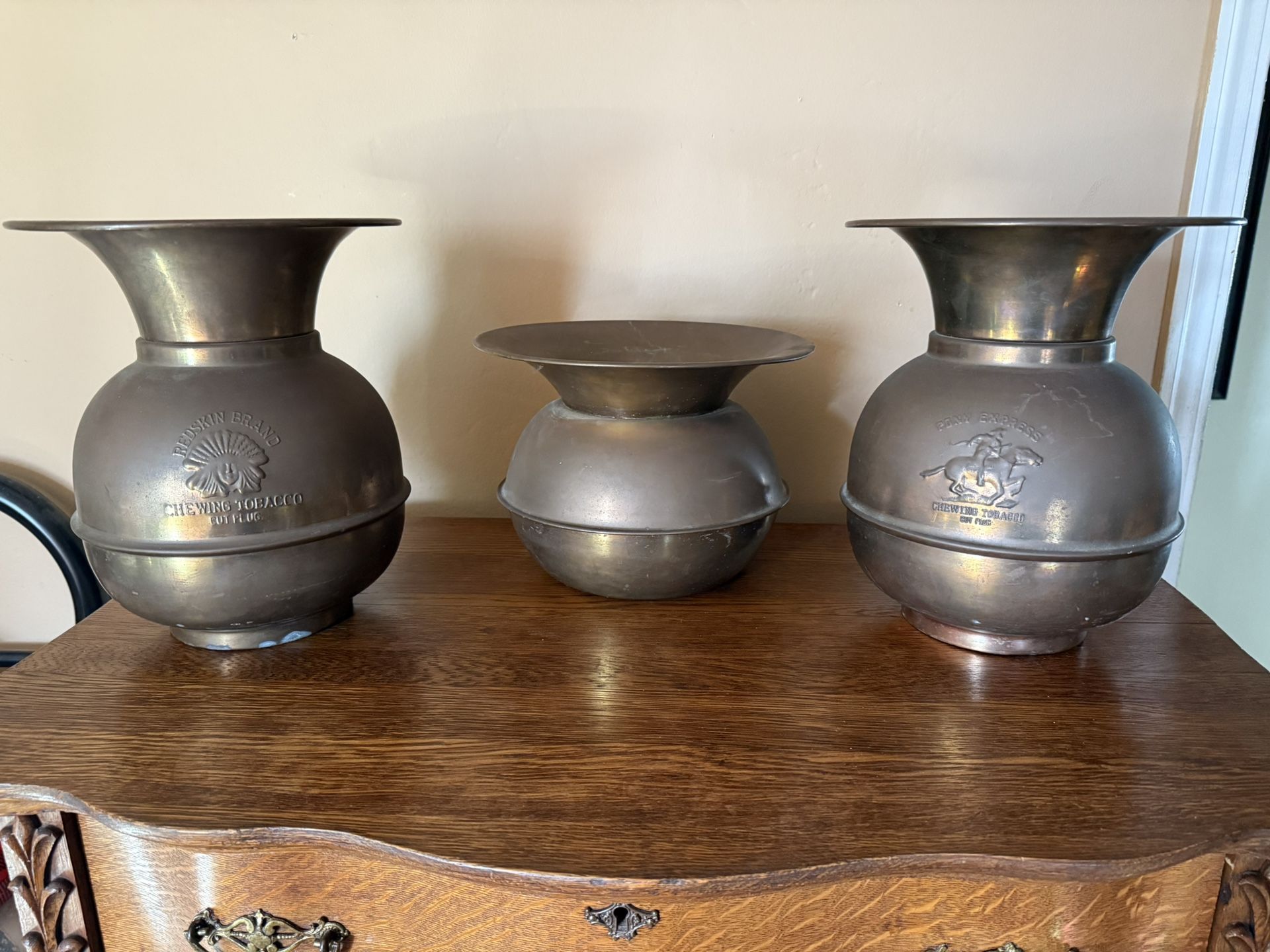 3spittoons,1 Price!