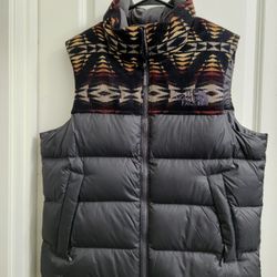 Northface Pendelton Nuptse Vest 700