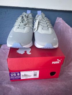 Puma Size 8 Gray Star Vital Refresh Sneakers