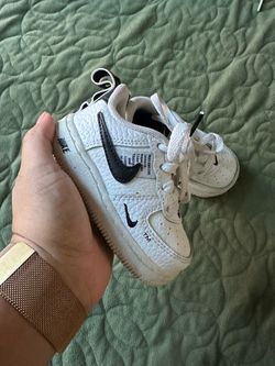 Baby shoes