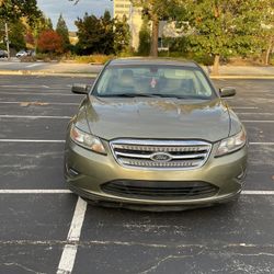 2013 Ford Taurus
