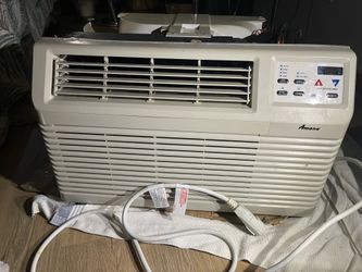 Amana Window AC unit in great condition