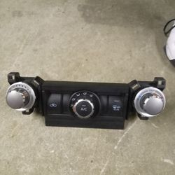 2014-2021 Toyota 4 Runner Climate Control....$350