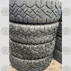 265 75 16 Set of 4 Used GoodYear Wrangler With 80% Tread Remaining