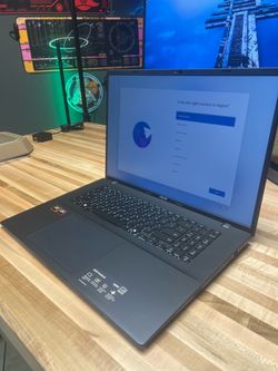 ASUS Vivobook 18 – Ryzen 7, 32GB RAM, 1TB SSD, 144Hz Display
