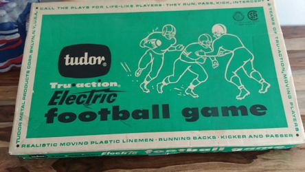 TUDOR ELECTRIC FOOTBALL GAME