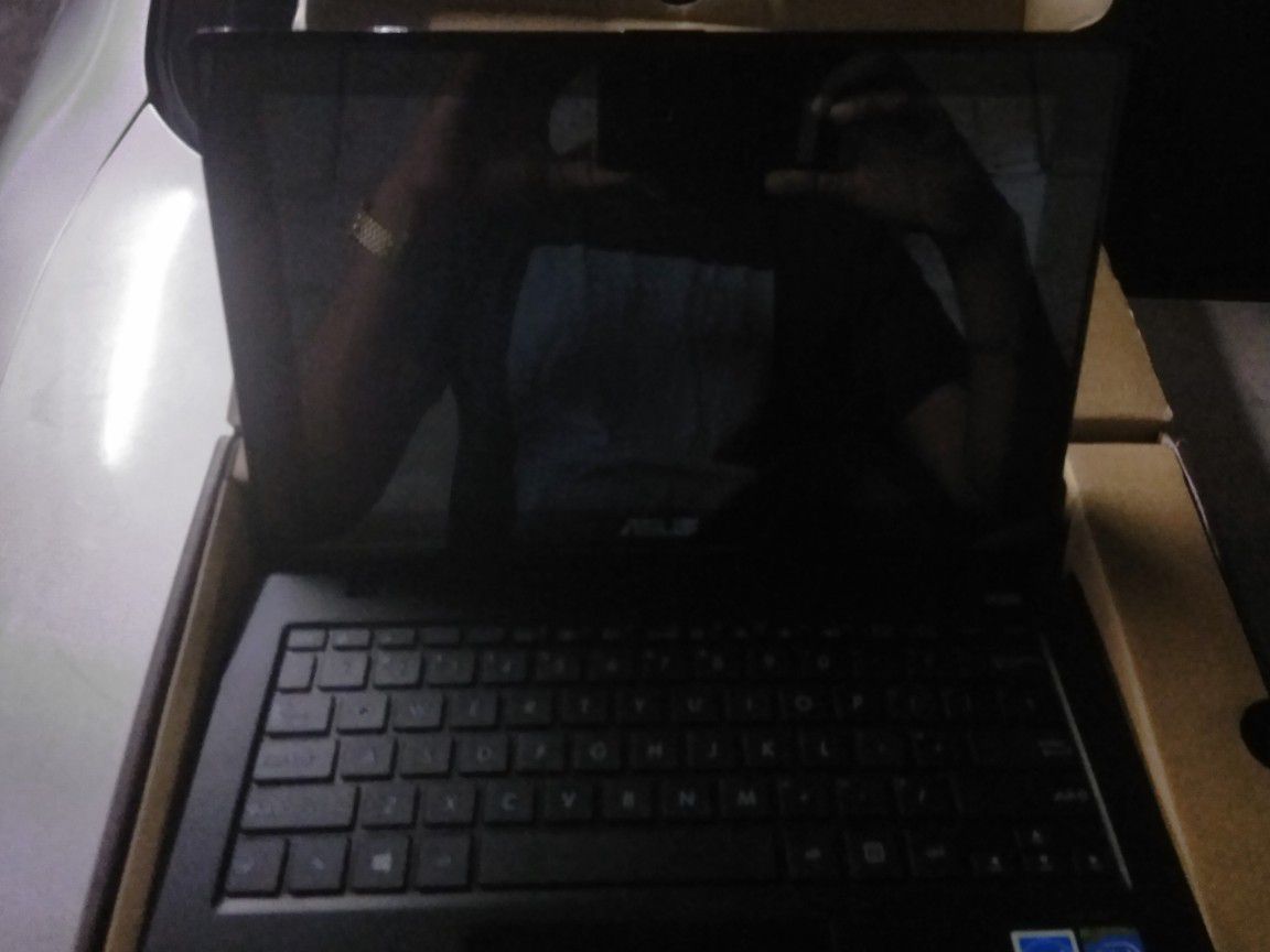 ASUS X200M NOTEBOOK PC