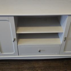 White TV Entertainment Shelf