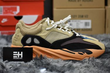 Yeezy 700