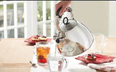 Princess House Tetera 2.5  $75