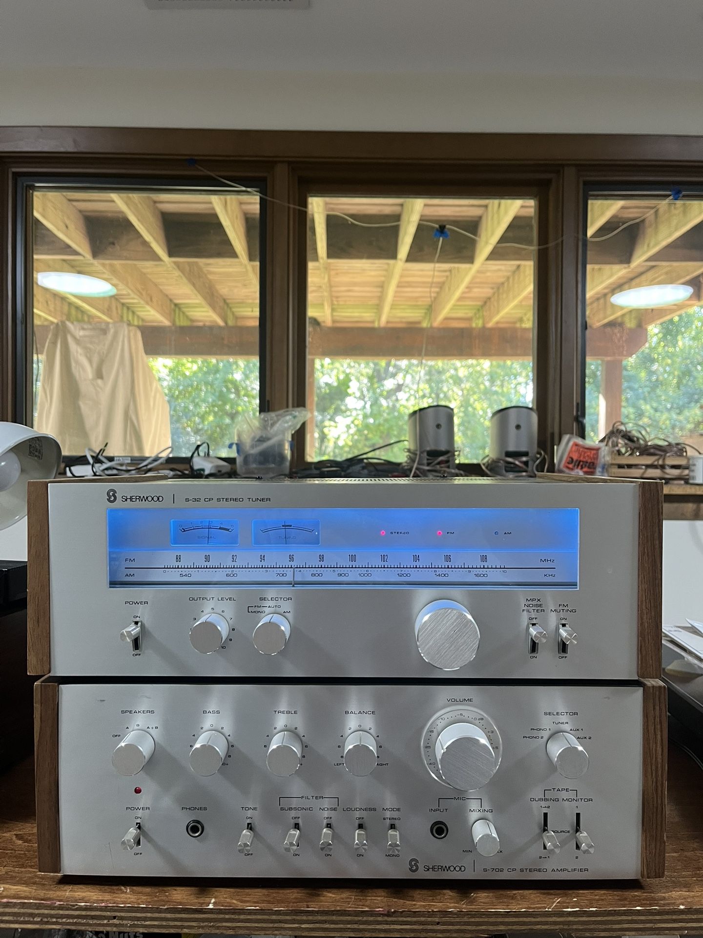 Sherwood Integrated Stereo Amplifier w/Tuner