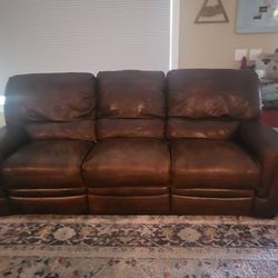 Baers Leather Sofa / Couch, Recliner, Loveseat