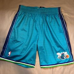 New Charlotte Hornets Shorts Men's Size Large LaMelo Ball Jersey Mitchell & Ness L With Pockets Classic Edition Jordan 